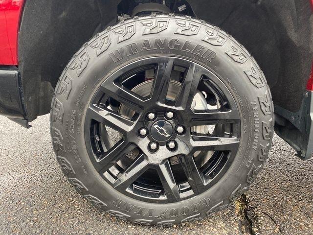 Chevrolet Silverado 1500 Trail Boss LT Crew Cab 4WD 2023