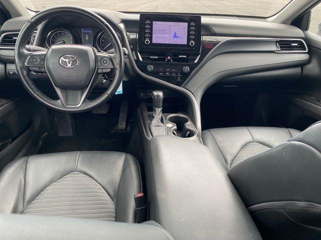 Toyota Camry SE 2023