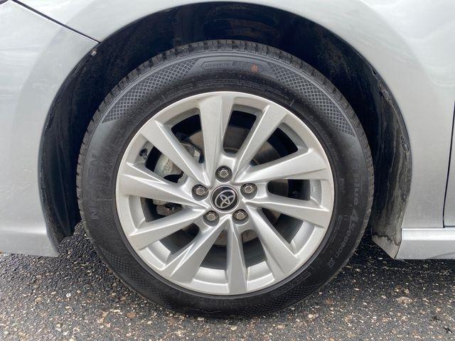 Toyota Camry SE 2023