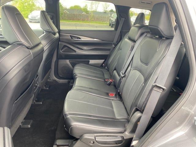 Infiniti QX60 LUXE AWD 2024