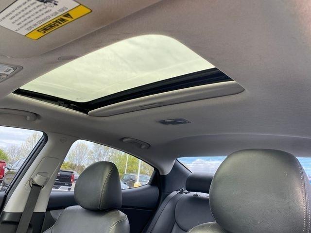 Hyundai Elantra Limited 2013