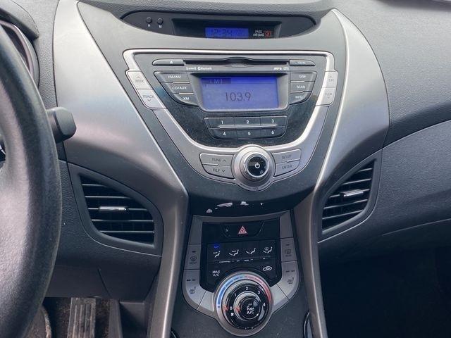 Hyundai Elantra Limited 2013