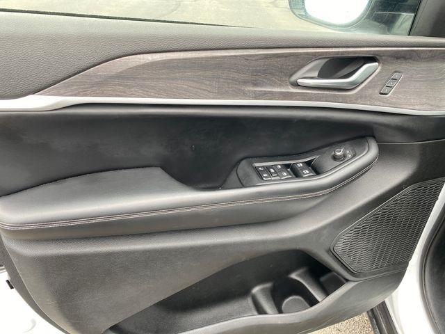 Jeep Grand Cherokee Limited 4WD 2023