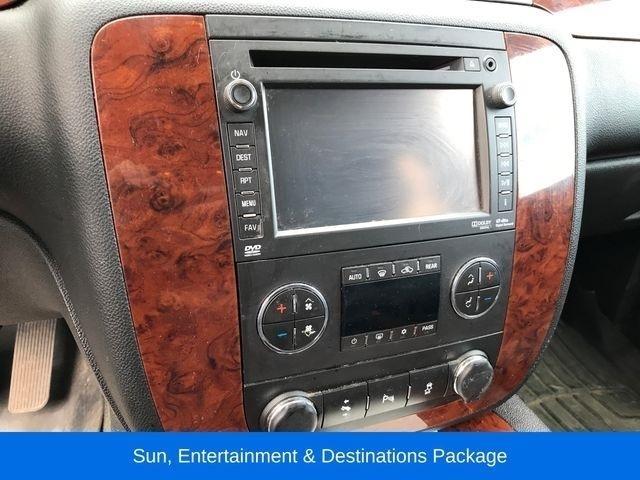 Chevrolet Suburban LTZ 1500 4WD 2013