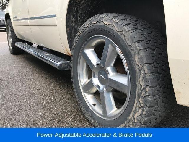 Chevrolet Suburban LTZ 1500 4WD 2013