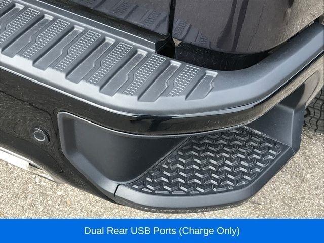 Chevrolet Silverado 1500 Trail Boss LT Crew Cab 4WD 2024
