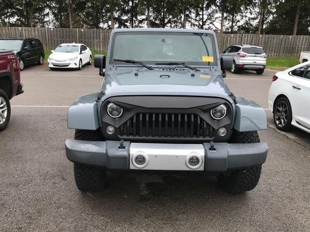 Jeep Wrangler Unlimited Sahara 4WD 2014