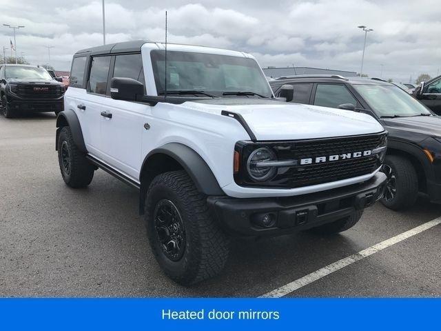 Ford Bronco Base 4-Door w/Advanced 2023