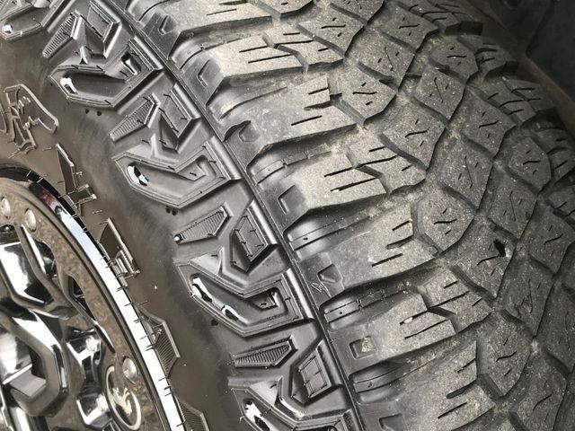 Ford Bronco Base 4-Door w/Advanced 2023