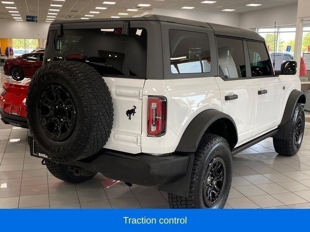 Ford Bronco Base 4-Door w/Advanced 2023