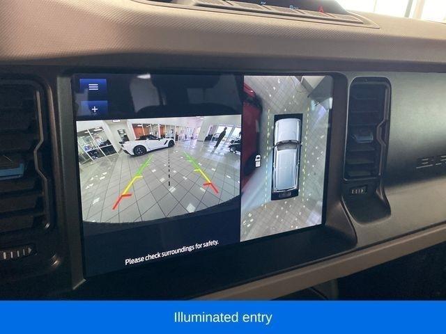 Ford Bronco Base 4-Door w/Advanced 2023