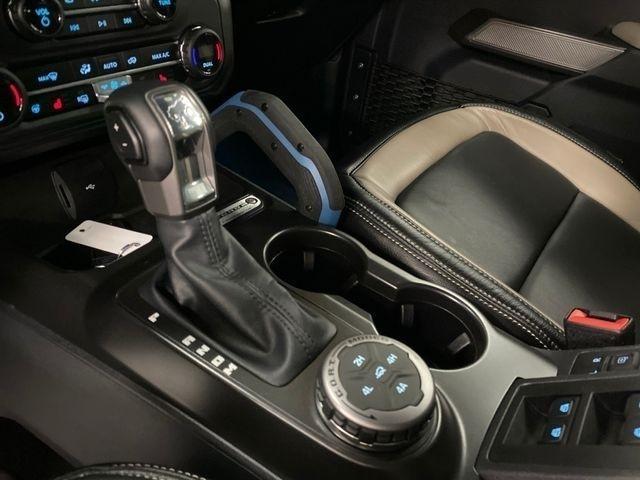 Ford Bronco Base 4-Door w/Advanced 2023