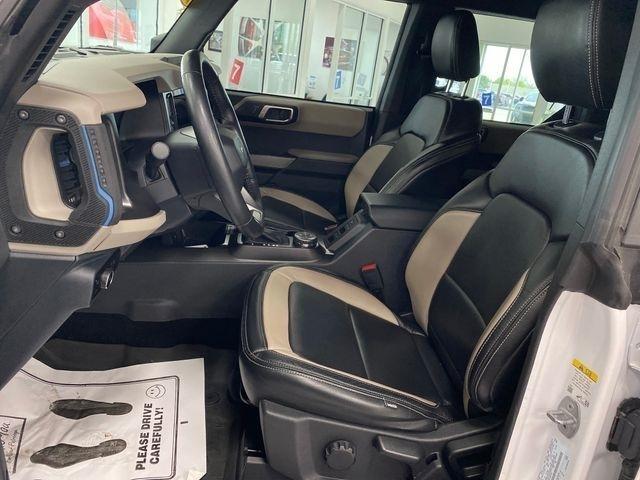 Ford Bronco Base 4-Door w/Advanced 2023