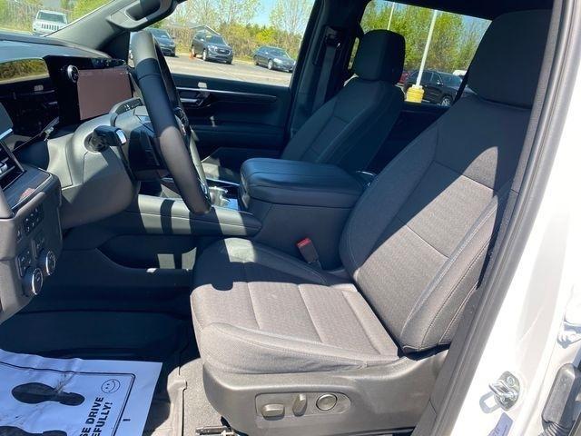 Chevrolet Suburban LS 4WD 2025