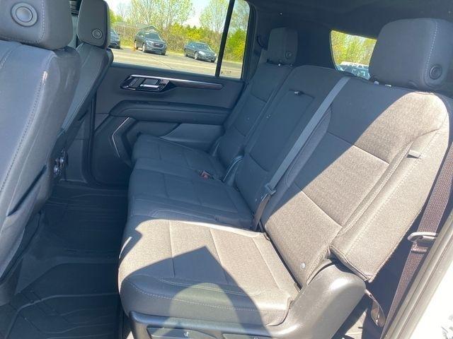 Chevrolet Suburban LS 4WD 2025
