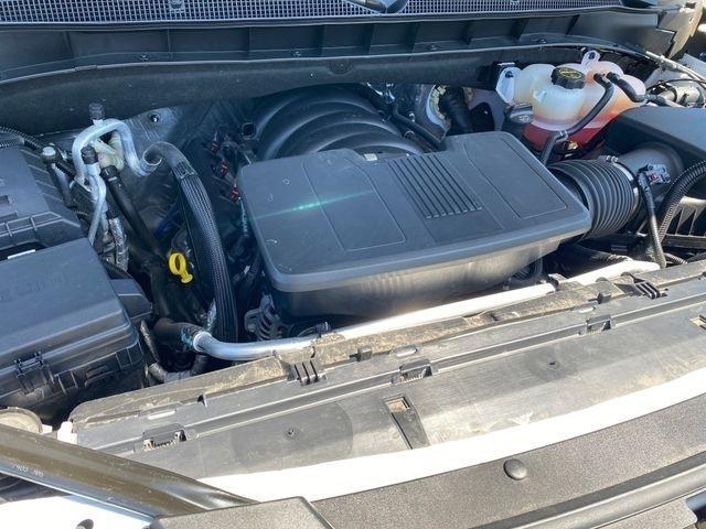 Chevrolet Suburban LS 4WD 2025