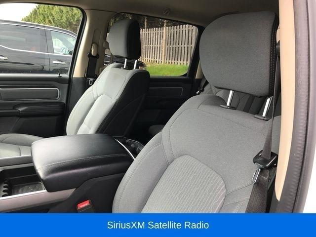 RAM 1500 Big Horn Crew Cab SWB 4WD 2020