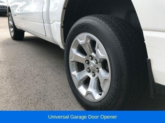 RAM 1500 Big Horn Crew Cab SWB 4WD 2020