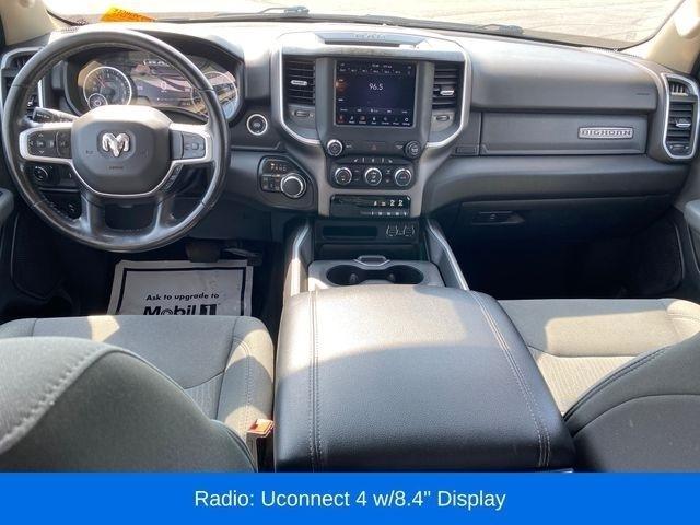 RAM 1500 Big Horn Crew Cab SWB 4WD 2020