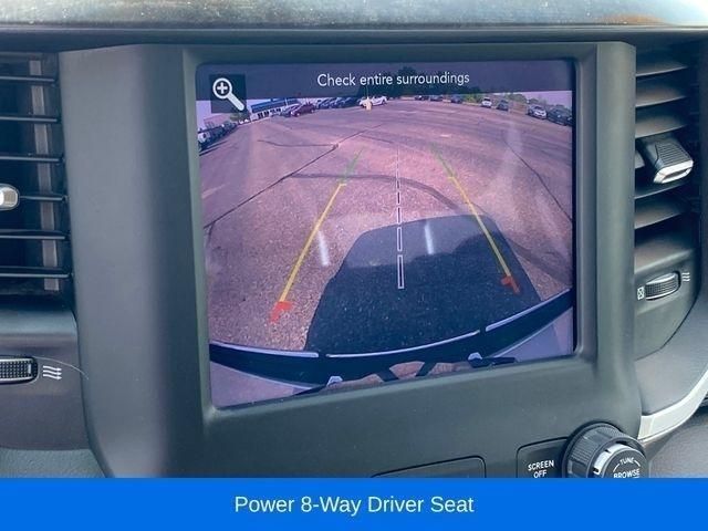 RAM 1500 Big Horn Crew Cab SWB 4WD 2020