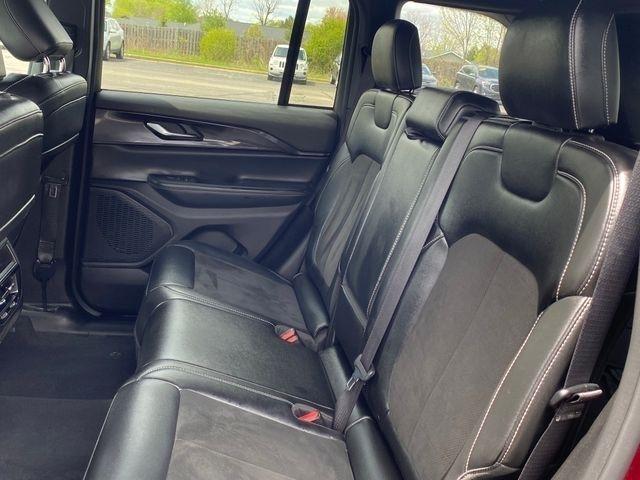 Jeep Grand Cherokee Laredo 4WD 2023