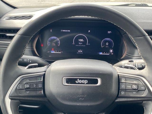 Jeep Grand Cherokee Laredo 4WD 2023