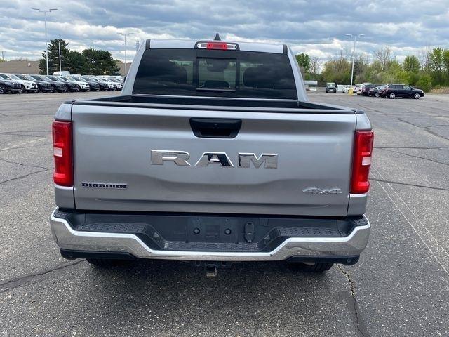 RAM 1500 Big Horn Crew Cab SWB 4WD 2025