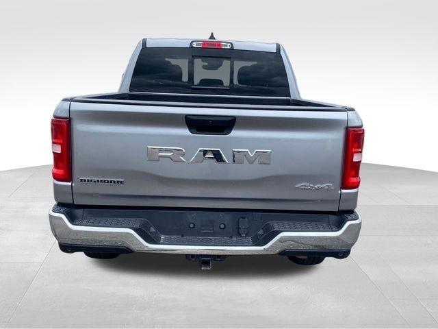 RAM 1500 Big Horn Crew Cab SWB 4WD 2025
