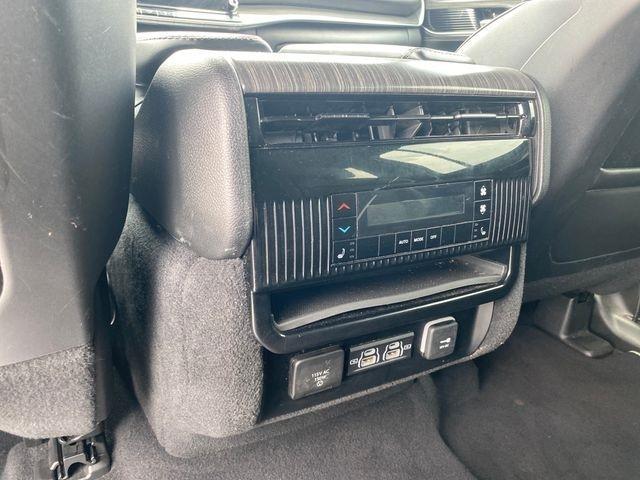 Jeep Wagoneer Series III 4WD 2023