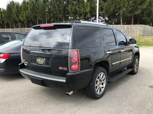 GMC Yukon Denali 4WD 2012