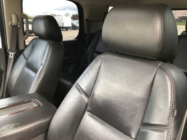 GMC Yukon Denali 4WD 2012