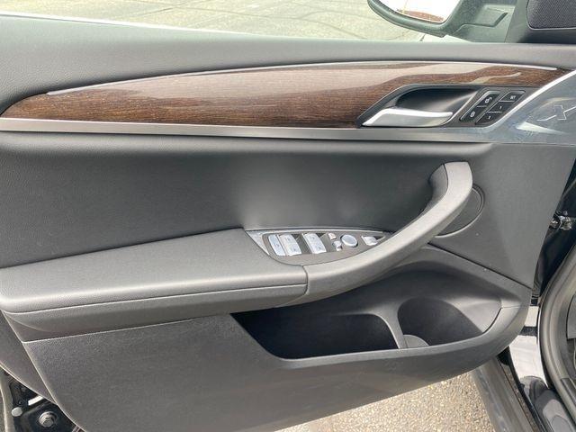 BMW X4 xDrive30i 2025