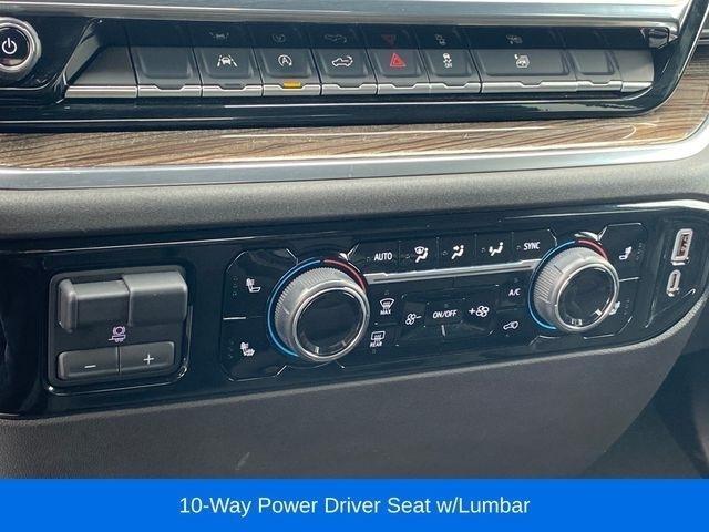 Chevrolet Silverado 1500 LT Crew Cab 4WD 2025