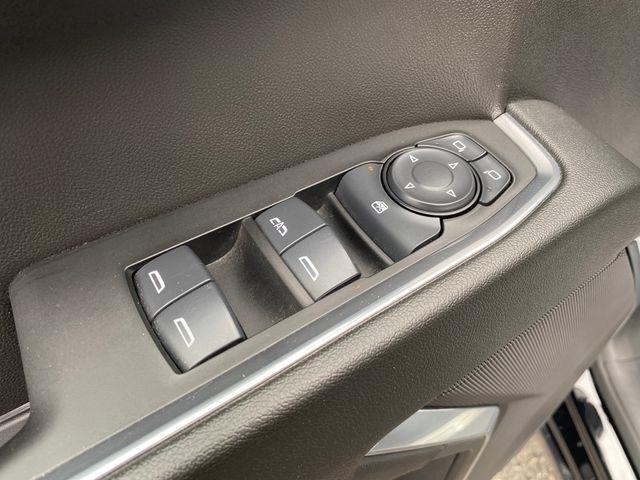 Chevrolet Silverado 1500 LT Crew Cab 4WD 2025