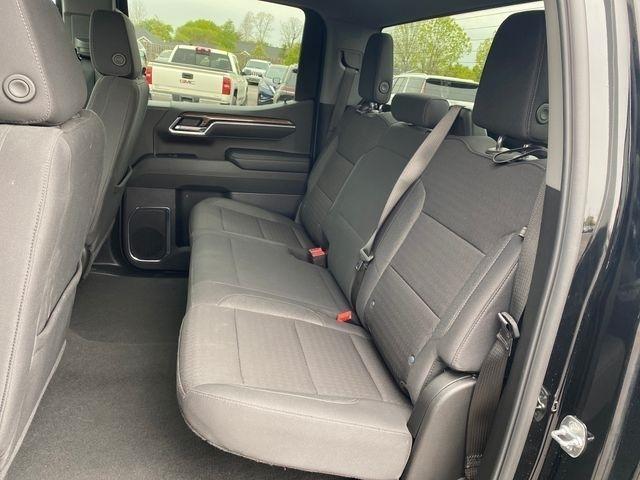 Chevrolet Silverado 1500 LT Crew Cab 4WD 2025