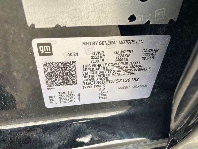 Chevrolet Silverado 1500 LT Crew Cab 4WD 2025