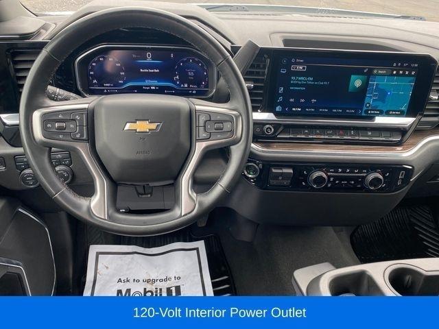 Chevrolet Silverado 1500 LT Crew Cab 4WD 2025
