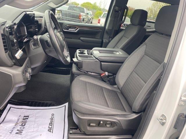 Chevrolet Silverado 1500 LT Crew Cab 4WD 2025