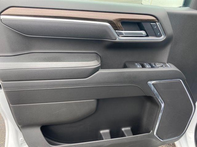 Chevrolet Silverado 1500 LT Crew Cab 4WD 2025
