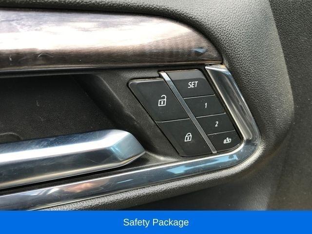 Chevrolet Silverado 1500 LTZ Crew Cab 4WD 2023