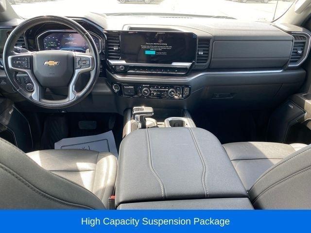 Chevrolet Silverado 1500 LTZ Crew Cab 4WD 2023