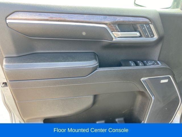 Chevrolet Silverado 1500 LTZ Crew Cab 4WD 2023