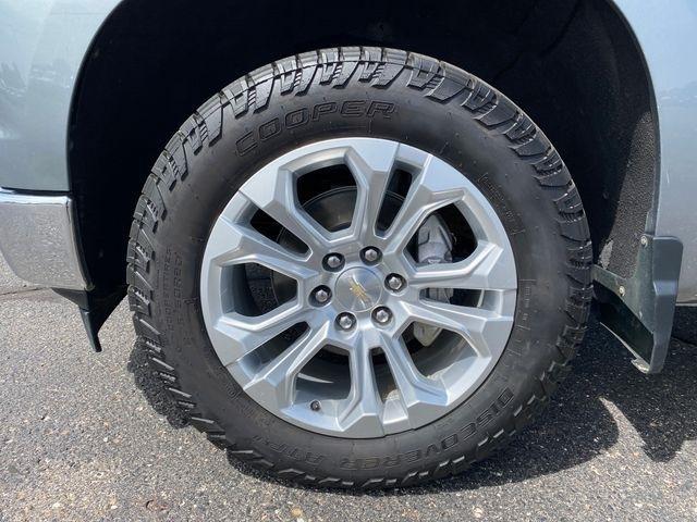 Chevrolet Silverado 1500 LTZ Crew Cab 4WD 2023