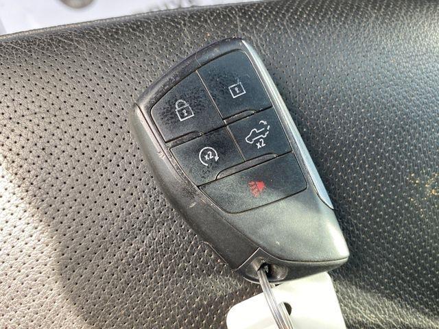 Chevrolet Silverado 1500 LTZ Crew Cab 4WD 2023
