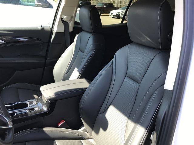 Buick Envision Essense 2023