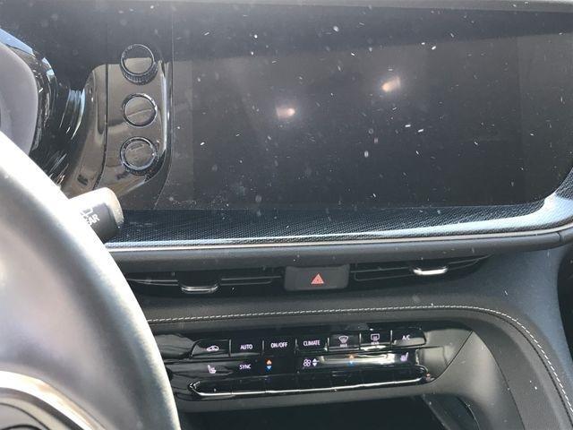 Buick Envision Essense 2023