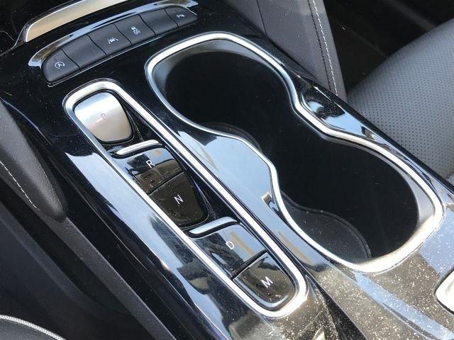 Buick Envision Essense 2023