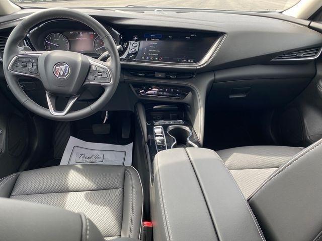 Buick Envision Essense 2023