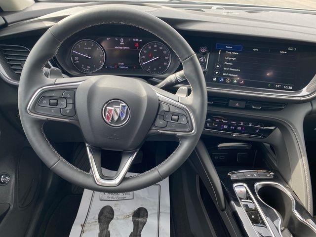 Buick Envision Essense 2023