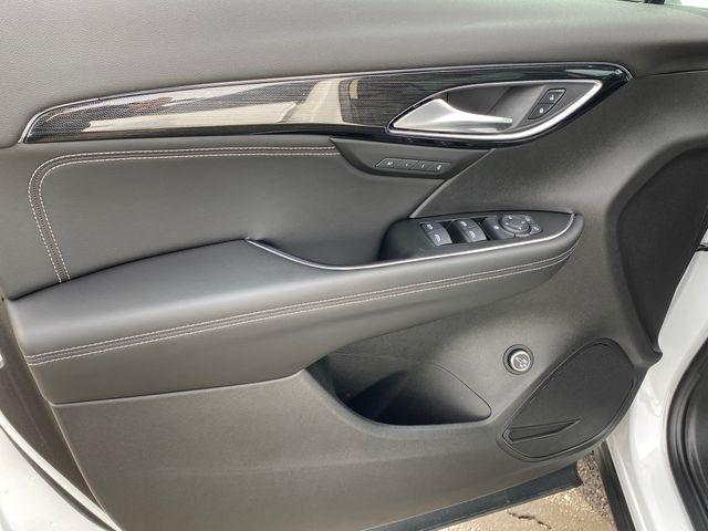 Buick Envision Essense 2023
